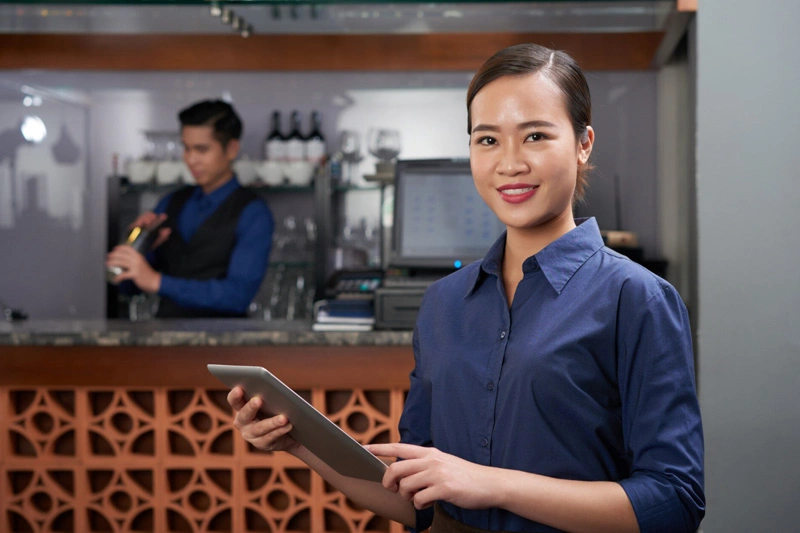 Personal din Asia pentru pază